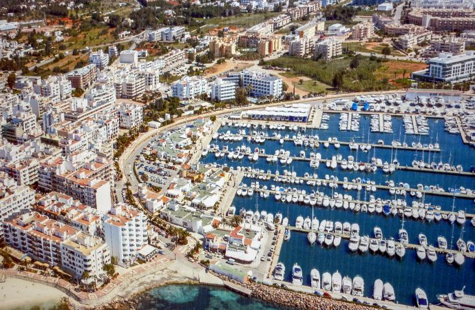Spain – Boat Rental Law Changing in October